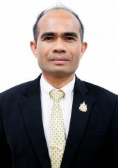 นายอภิรัตน์ นาดี